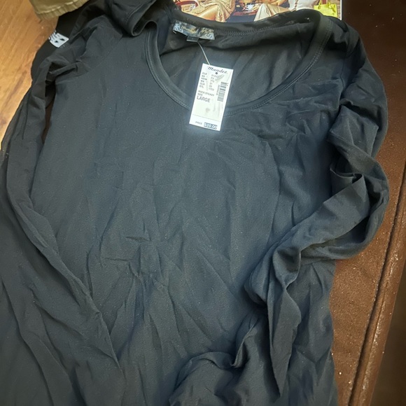 Black sheer top - Picture 4 of 5